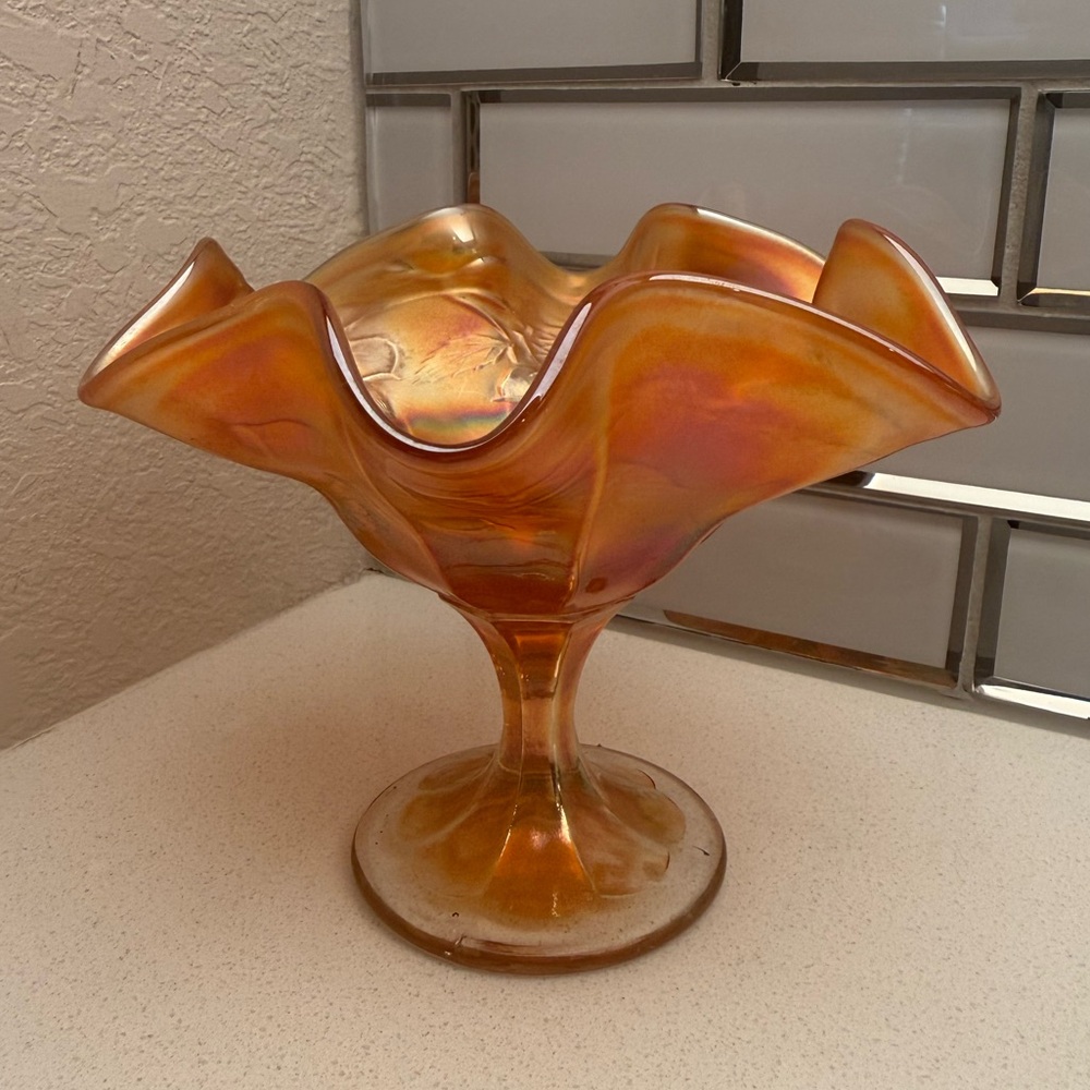 Vintage Carnival Glass Marigold Ruffled Edges Footed Bowl Iridescent Floral - Picture 3 of 17
